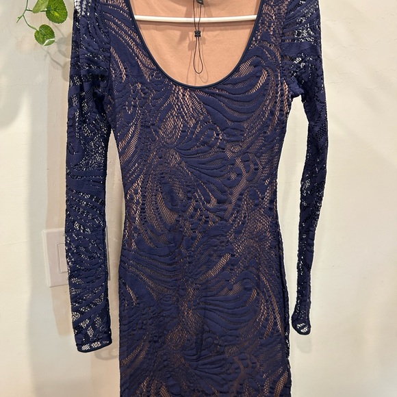 BCBG Maxariza Long Sleeve Blue Dress - Picture 3 of 4